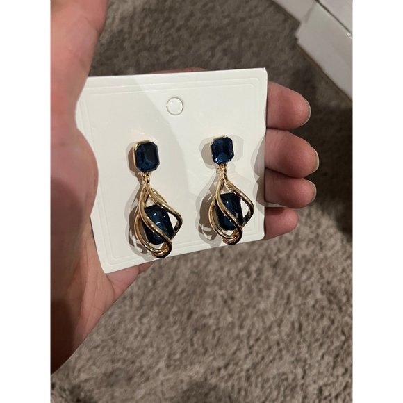 navy blue earrings gold chandelier earrings dark blue wedding crystal earrings - Picture 8 of 9